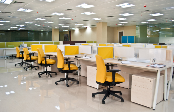 Spacious and Contemporary Workstation at Diamond Business Park, Hyderabad